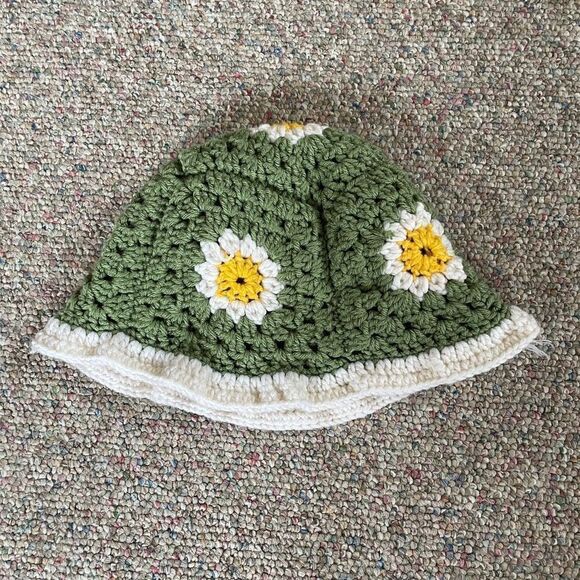 Crochet Granny Square Summer Bucket Hat - Picture 7 of 7